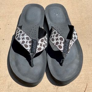 Coach flip flops